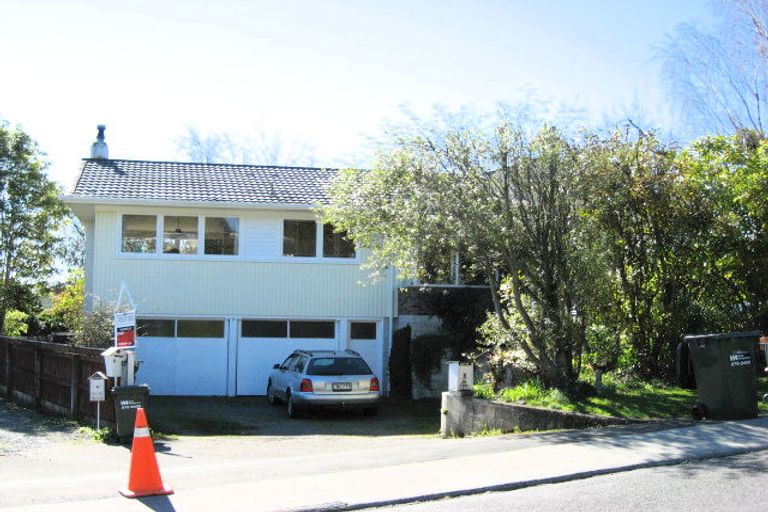 Photo of property in 2 Franklin Terrace, Havelock North, 4130