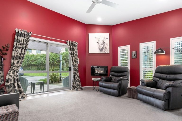 Photo of property in 11a Lynley Park Drive, Omokoroa, 3114