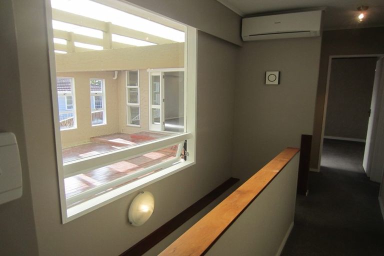 Photo of property in 79 Oriel Avenue, Tawa, Wellington, 5028