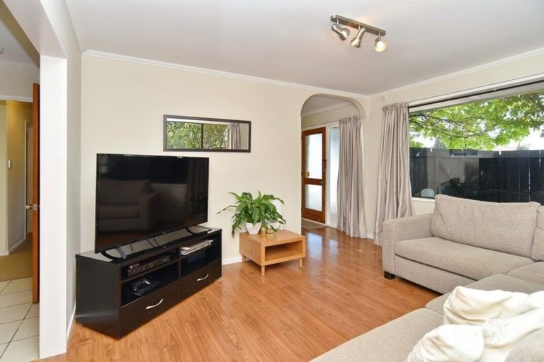 Photo of property in 39 Cavendish Road, Casebrook, Christchurch, 8051