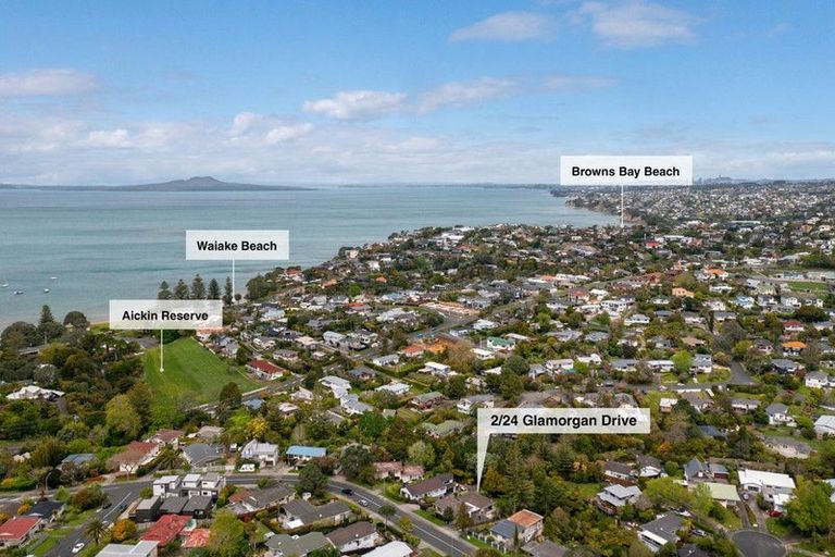 Photo of property in 1/24 Glamorgan Drive, Torbay, Auckland, 0630