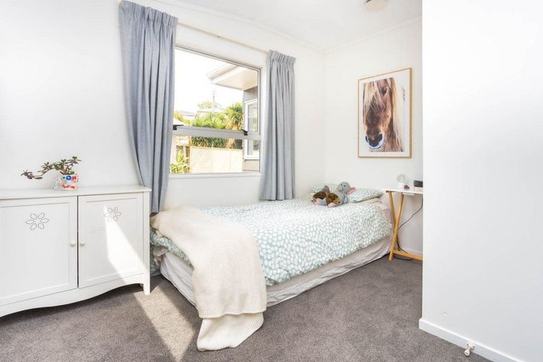 Photo of property in 175c Hibiscus Coast Highway, Red Beach, 0932