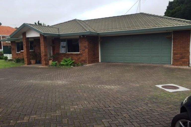 Photo of property in 21a Butterworth Avenue, Opaheke, Papakura, 2113