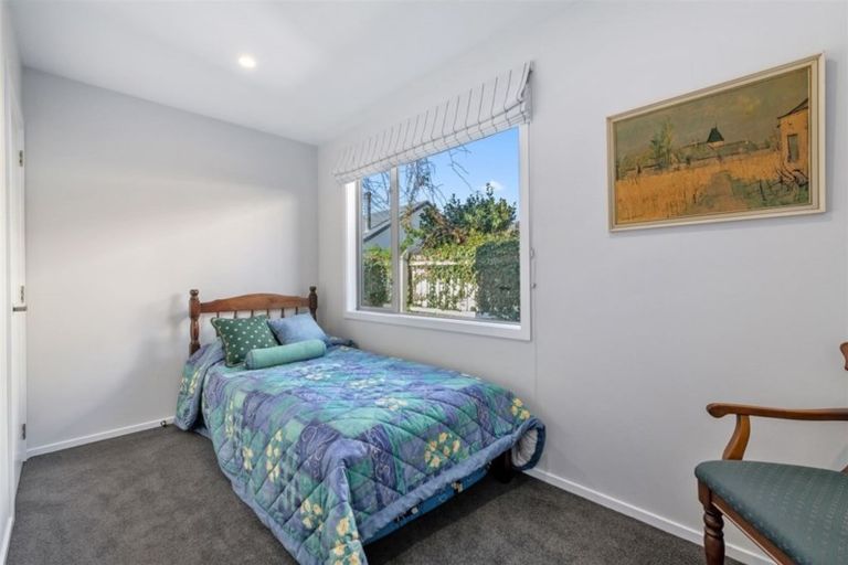 Photo of property in 1/64 Hewitts Road, Merivale, Christchurch, 8014