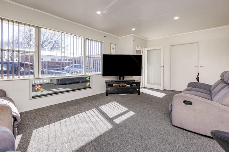 Photo of property in 2/9 Hain Avenue, Mangere East, Auckland, 2024