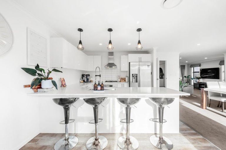 Photo of property in 42 Buddle Road, Wallaceville, Upper Hutt, 5018