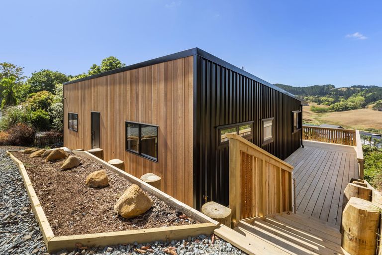 Photo of property in 33 Main Road, Raglan, 3225