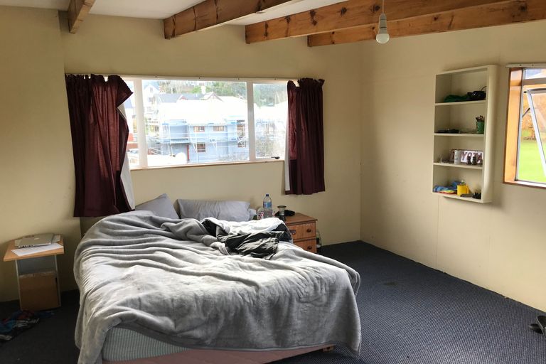 Photo of property in 111 Harbour Terrace, North Dunedin, Dunedin, 9016