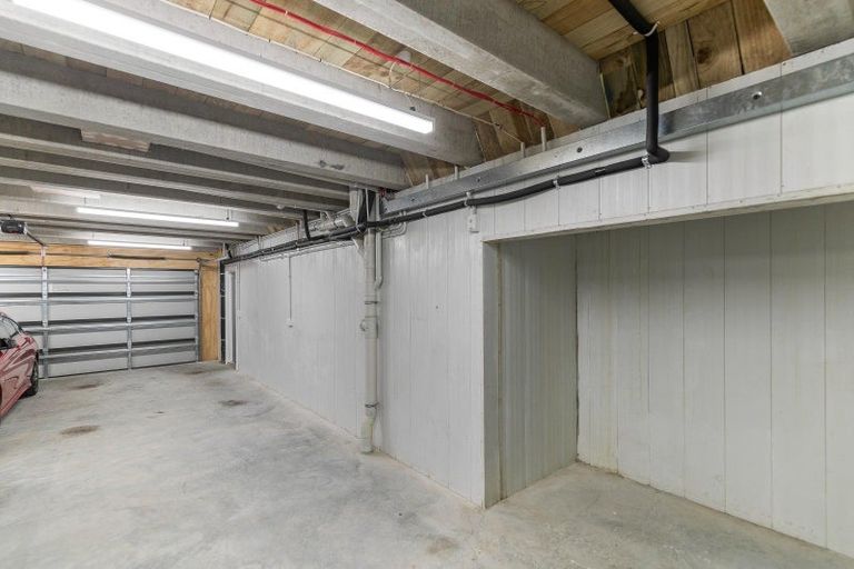 Photo of property in 24/10 George Bullen Lane, Arthurs Point, Queenstown, 9371