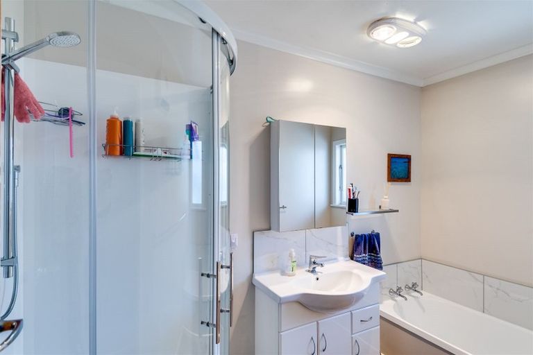 Photo of property in 95 Bill Hercock Street, Pirimai, Napier, 4112