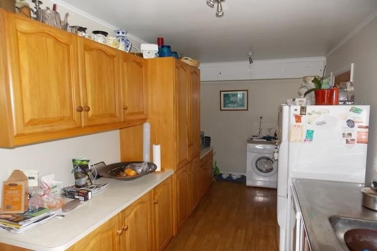 Photo of property in 2 Freemans Way, Pinehaven, Upper Hutt, 5019