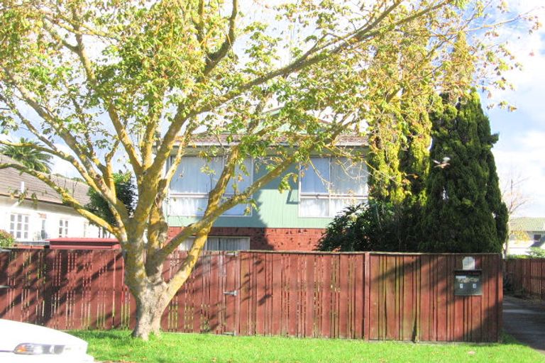 Photo of property in 67a Hattaway Avenue, Bucklands Beach, Auckland, 2012