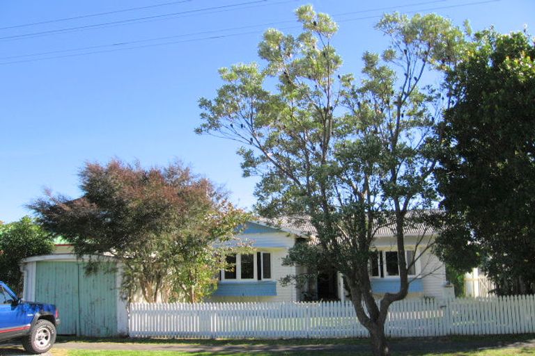 Photo of property in 42 Adair Street, Whataupoko, Gisborne, 4010
