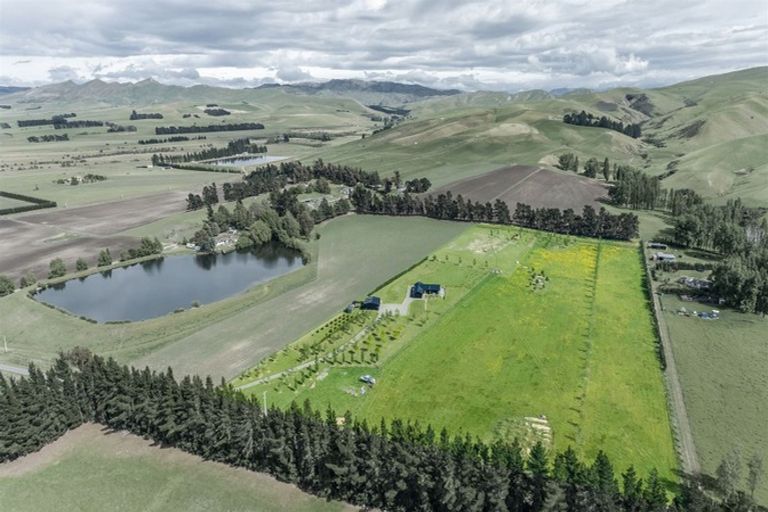 Photo of property in 310 Mackenzies Road, Waipara, Amberley, 7483
