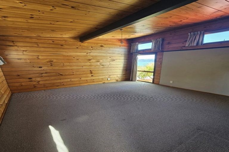 Photo of property in 33 Eskdale Road, Papakowhai, Porirua, 5024