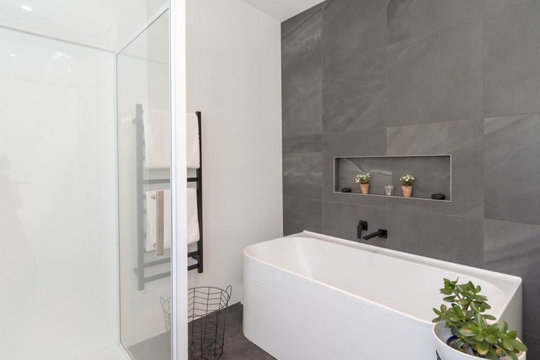 Photo of property in 62 Kayelene Place, Omokoroa, 3114