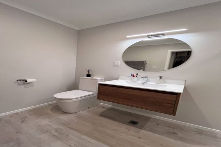 Photo of property in 8 Balmerino Lane, Wallaceville, Upper Hutt, 5018