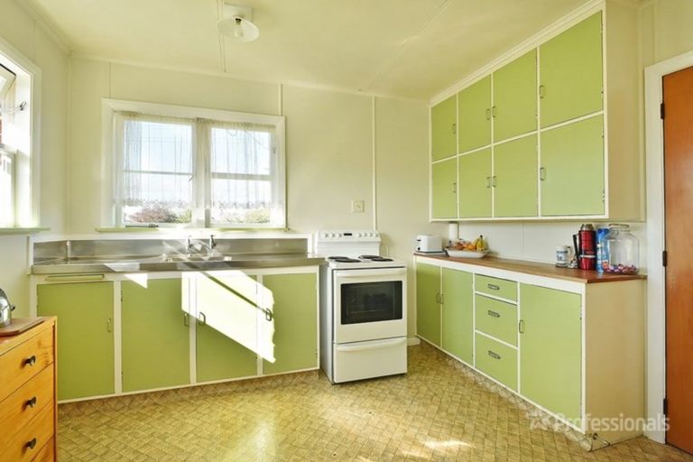 Photo of property in 2 Kowhai Place, Lansdowne, Masterton, 5810