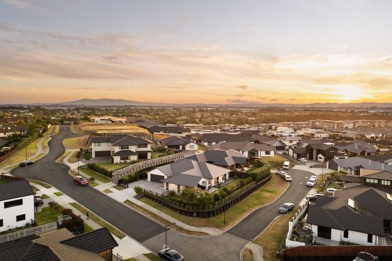 Photo of property in 21 Brywood Rise, Flagstaff, Hamilton, 3210