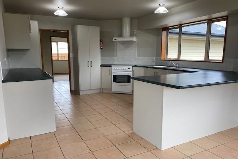 Photo of property in 70 Church Street, Oxford, 7430