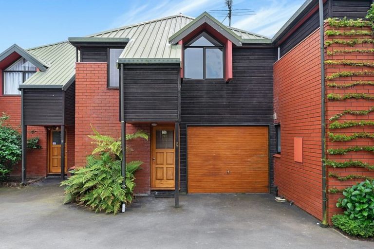 Photo of property in 8/27 Darvel Street, Riccarton, Christchurch, 8011