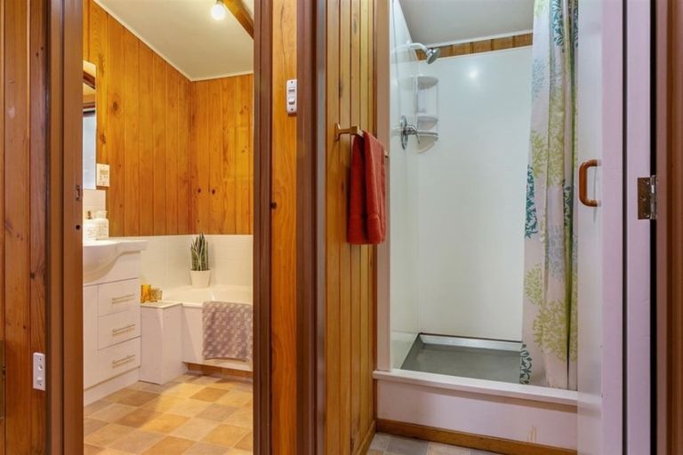 Photo of property in 66 Shakespeare Street, Leamington, Cambridge, 3432