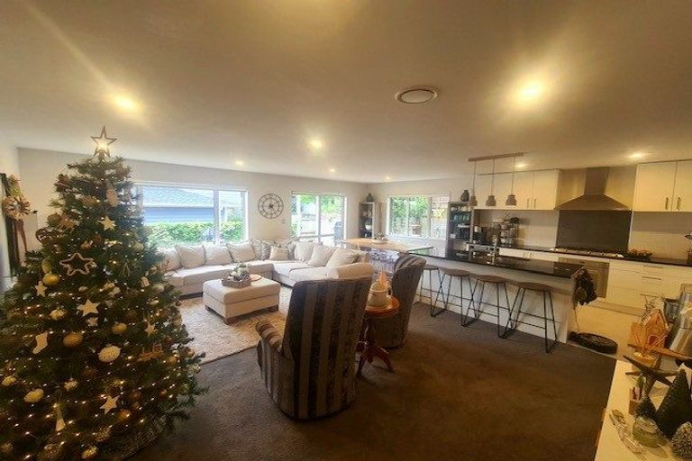 Photo of property in 6c Gibraltar Street, Howick, Auckland, 2014