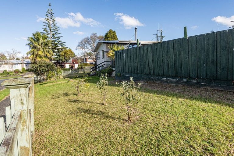 Photo of property in 24 Manapouri Street, Tikipunga, Whangarei, 0112