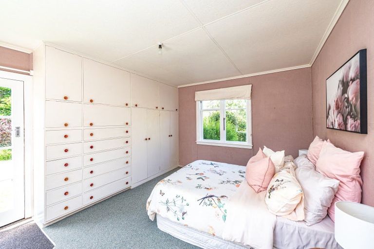 Photo of property in 2 Acton Place, Saint Johns Hill, Whanganui, 4500