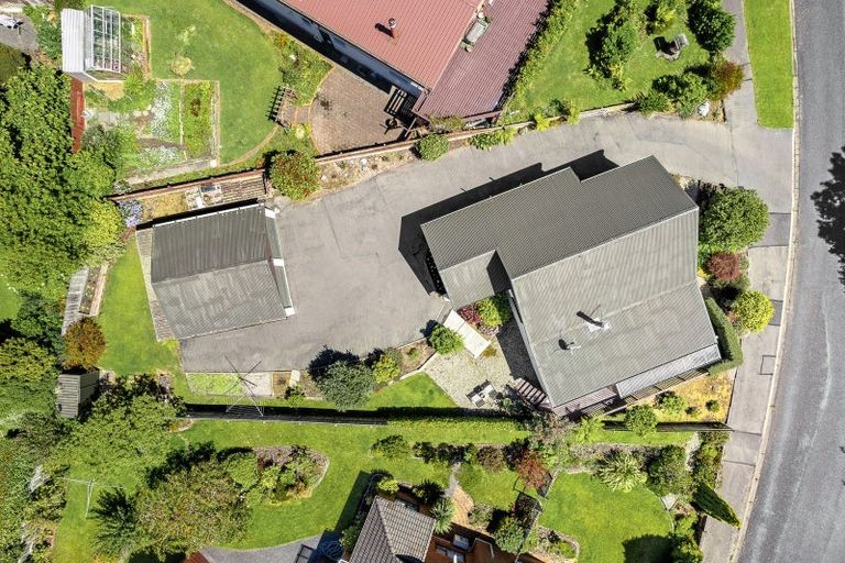 Photo of property in 97 Glenross Street, Glenross, Dunedin, 9011