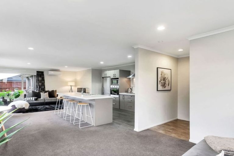 Photo of property in 33 Rossall Crescent, Rolleston, 7615