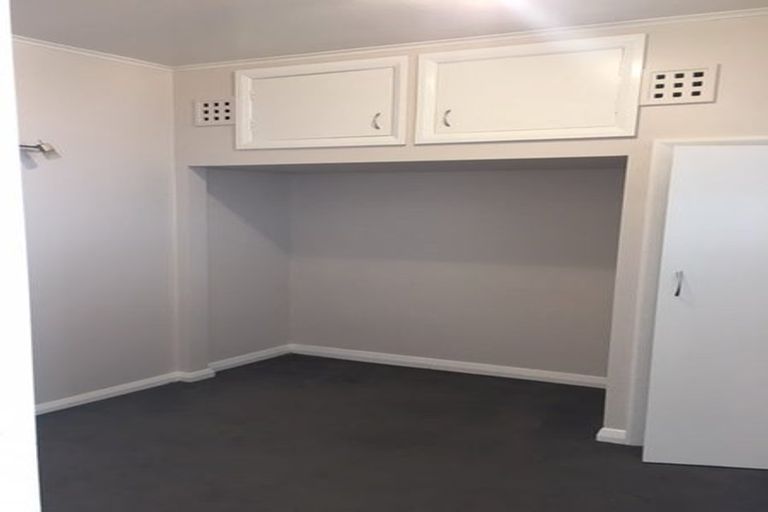 Photo of property in 11 Wilson Street, Newtown, Wellington, 6021