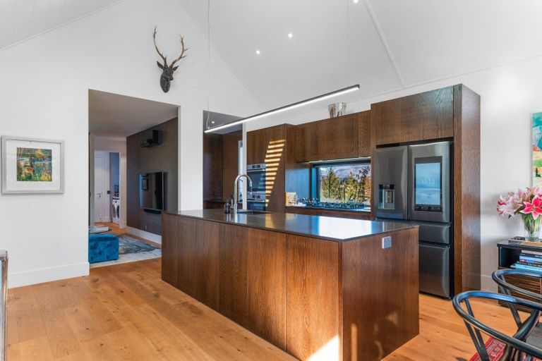 Photo of property in 4 Kerrera Lane, Jacks Point, Queenstown, 9371
