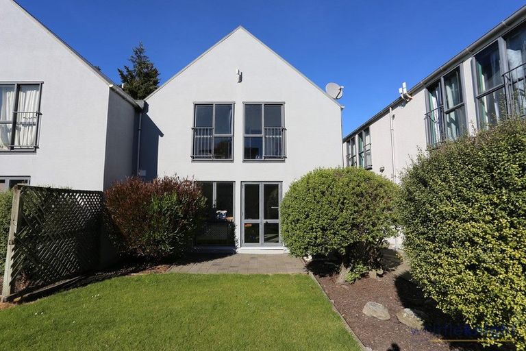 Photo of property in 7/74 Hansons Lane, Upper Riccarton, Christchurch, 8041