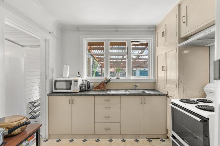 Photo of property in 54 Neill Street, Hornby, Christchurch, 8042