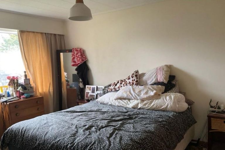 Photo of property in 51a Seddon Street, Wallaceville, Upper Hutt, 5018