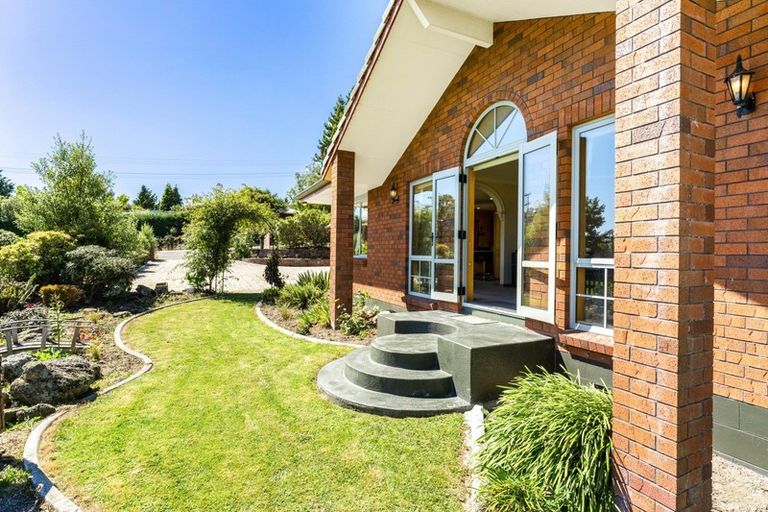 Photo of property in 4a Chatham Street, Waihola, Milton, 9073