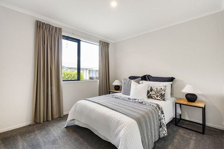 Photo of property in 40 Jarrett Terrace, Leamington, Cambridge, 3432