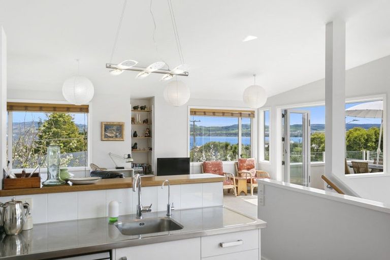 Photo of property in 35 Shepherd Road, Waipahihi, Taupo, 3330