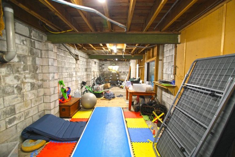 Photo of property in 93 Centennial Avenue, Waitara, 4320