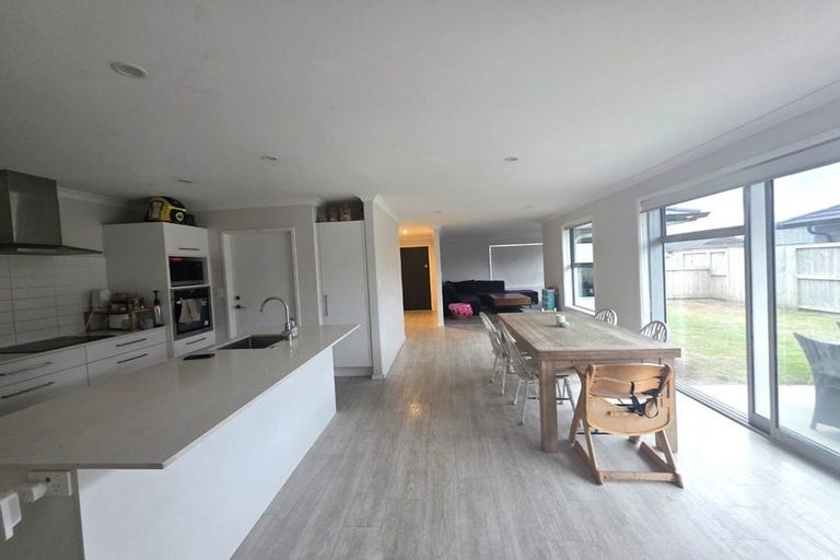 Photo of property in 30 Stevenson Drive, Papamoa, 3118