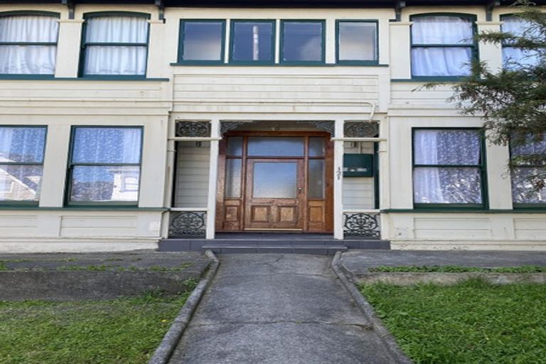 Photo of property in 121 Pirie Street, Mount Victoria, Wellington, 6011