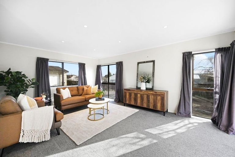 Photo of property in 17 Pohutukawa Drive, Pukete, Hamilton, 3200