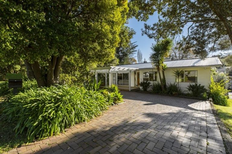Photo of property in 79 Gledstane Road, Stanmore Bay, Whangaparaoa, 0932