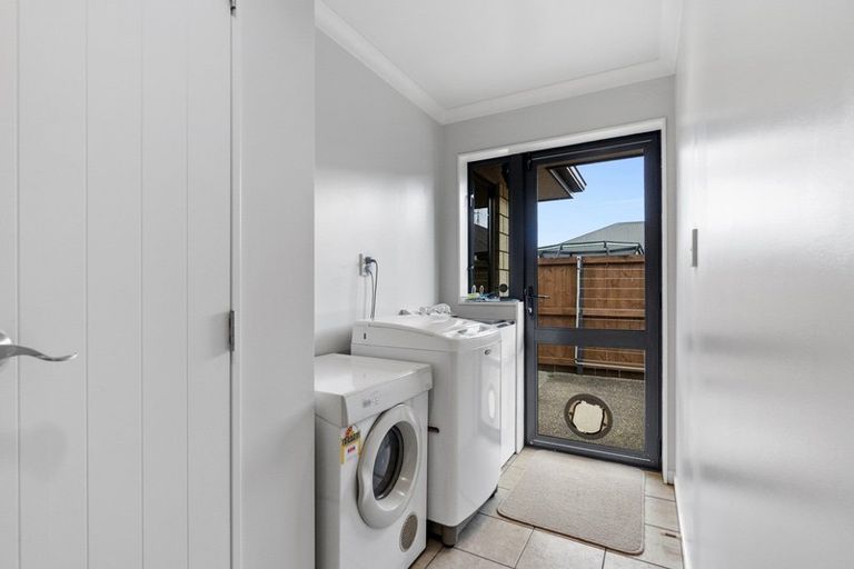 Photo of property in 11 Woodham Place, Rototuna North, Hamilton, 3210