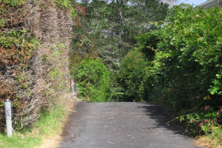 Photo of property in 54 Paragon Avenue, Beach Haven, Auckland, 0626