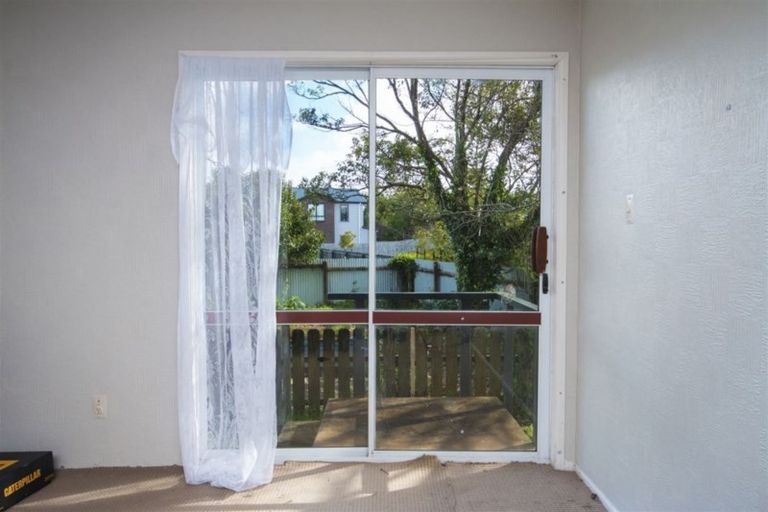 Photo of property in 21 Leaver Place, Weymouth, Auckland, 2103