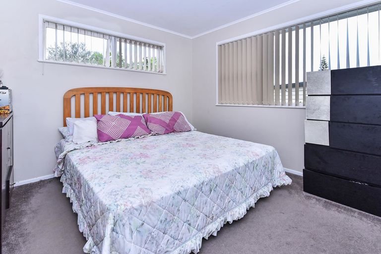 Photo of property in 9 Chisholm Place, Mangere East, Auckland, 2024