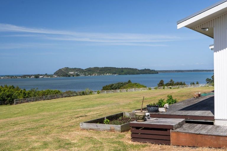 Photo of property in 133a Athenree Road, Athenree, Katikati, 3177