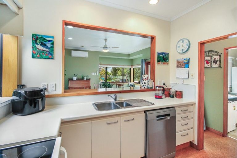 Photo of property in 78 Churchill Avenue, Hokowhitu, Palmerston North, 4410